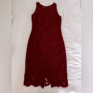 White House Black Market Reddish Purple Fitted Lace Dress Size 2